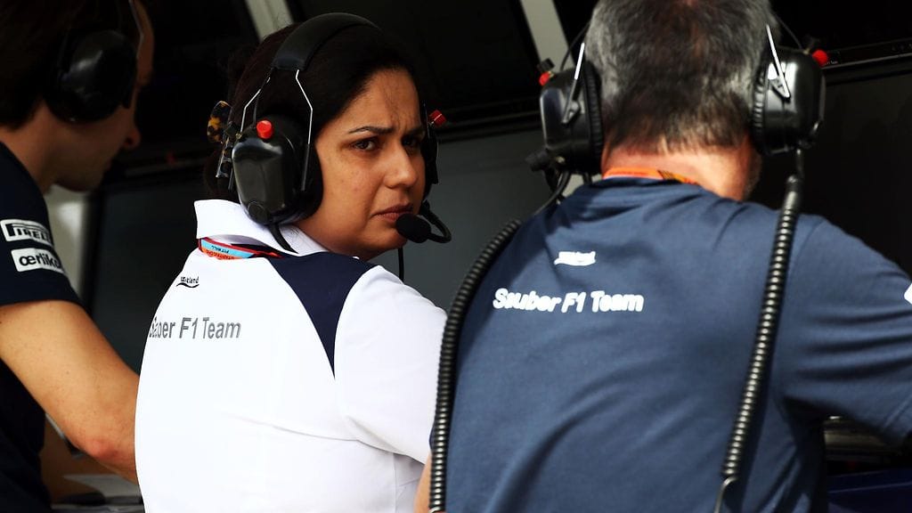 Monisha Kaltenborn lähti Sauberilta.