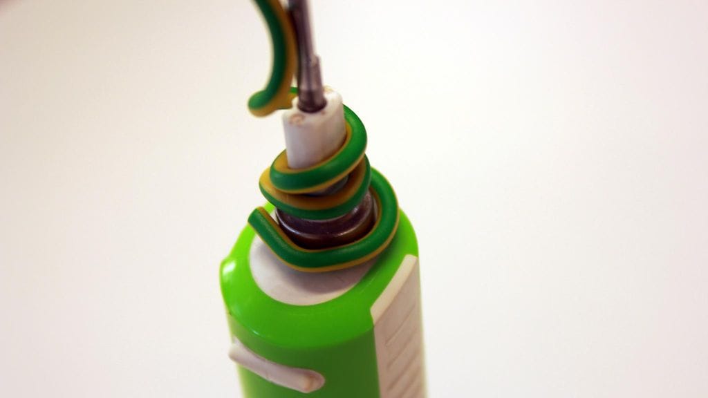 Hammasharjaniksi auttaa R-vikaan! 1