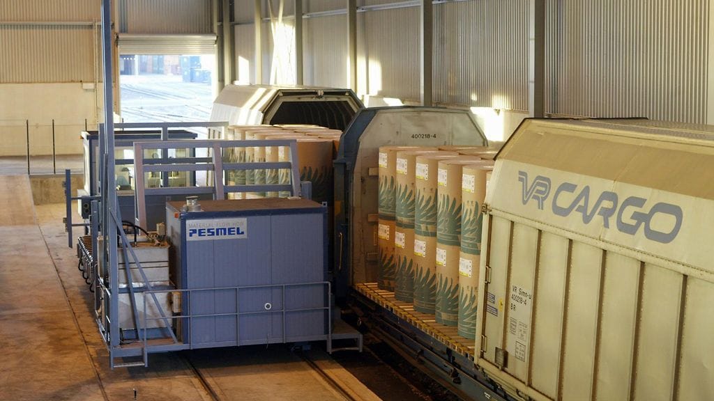 VR saa kilpailijan tavarankuljetukseen.