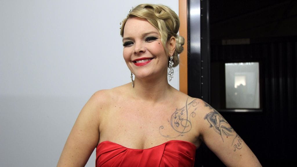 Anette Olzon.