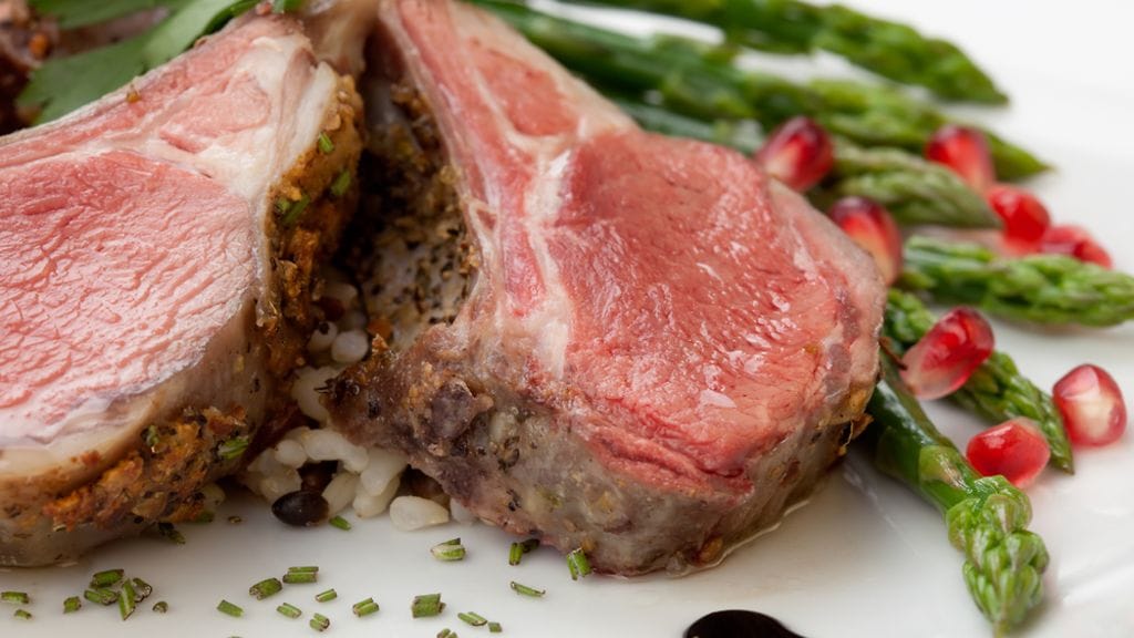 Karitsanliha on maukasta ja terveellistä. Lihaa kannattaa valmistaa muulloinkin kuin pääsiäisenä.