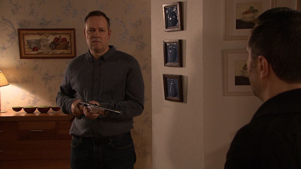 Salatut elämät - Lasse (Timo Jurkka).