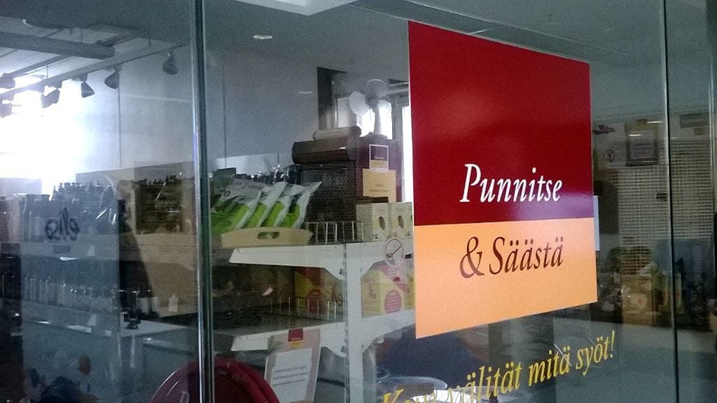 Punnitse ja säästä - ketjun perustanut ja sittemmin myynyt Jussi Siro ostin ketjun takaisin itselleen.