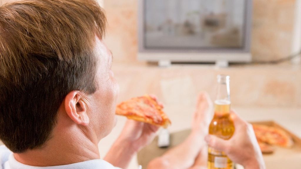 "Olen liikkunut tänään ihan hirveästi työpisteen ja kokoushuoneen väliä, ja aamupalakin jäi väliin, joten eiköhän nyt rentouduta..."