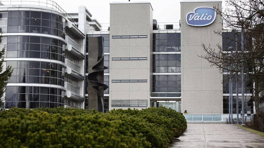 Valio palauttaa jäätelöntuotantoa Suomeen.