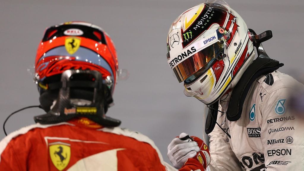 Räikkösen ja Hamiltonin veljeily loppuu viikon päästä.