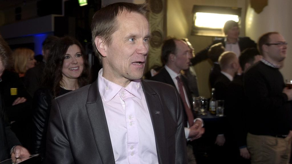 Mika Niikko arvioi, että hänellä olisi annettavaa erityisesti nuorten asioissa.