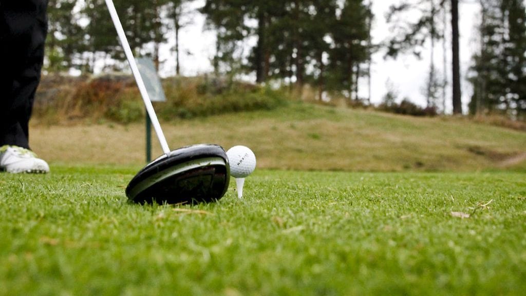 Paltamon golfkentällä on jouduttu vastaamaan tiheään puhelimeen huijausviestin takia.