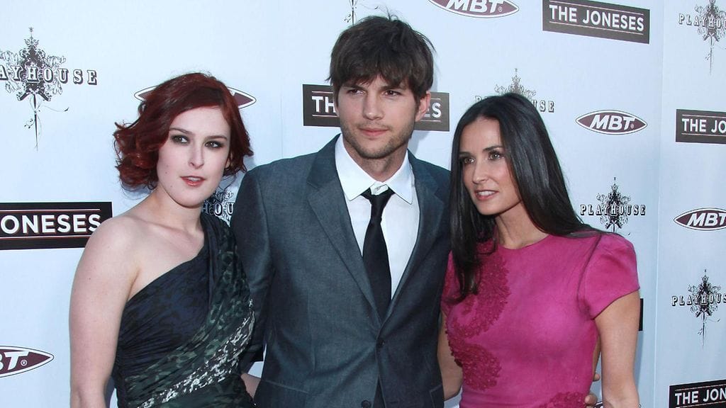 Rumer Willis on nyt 26-vuotias, Ashton Kutcher 37-vuotias ja Demi Moore 52-vuotias.