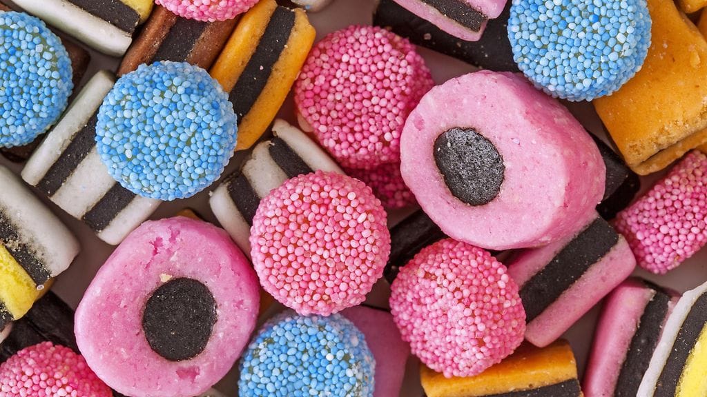 Lakritsit on valmistettu vehnästä, mutta gluteenia voi löytyä myös muista makeisista.