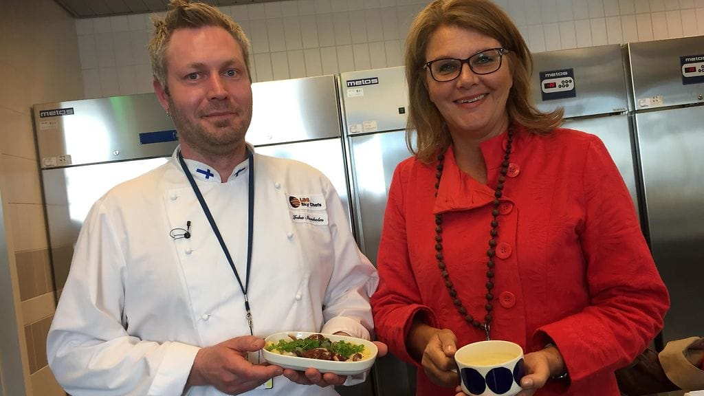 Lentokoneruoka 1 tai 2 - Maarit Keränen ja Juha Stenholm