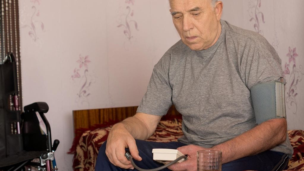 Verenpainetta mitatessa tulee laskea mittausten keskiarvo.