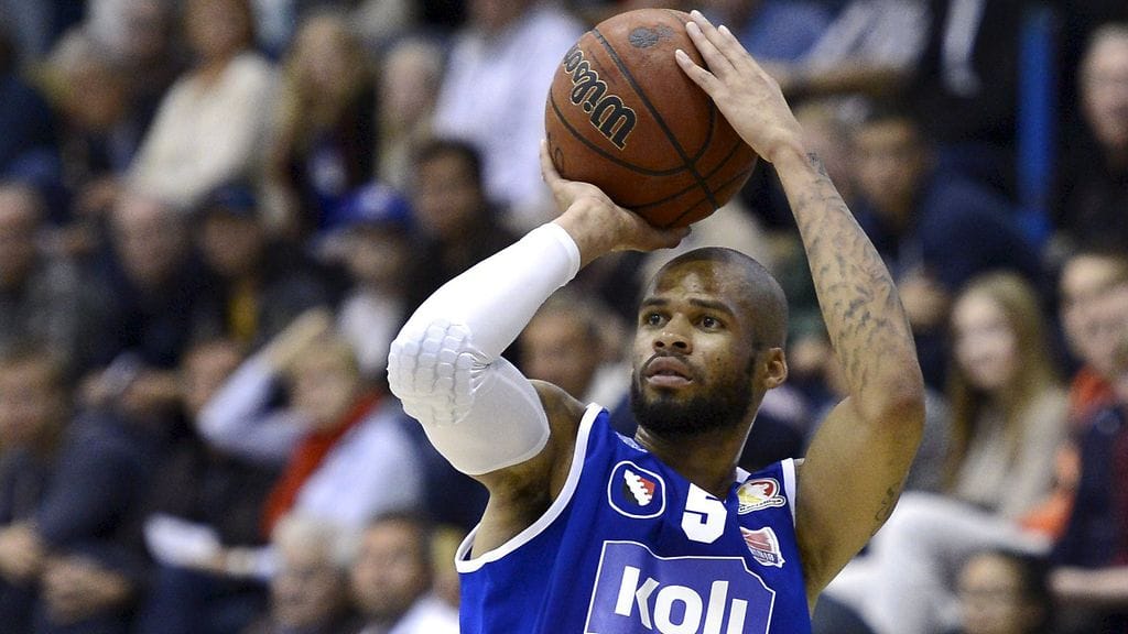 Katajan Robert Arnold pussitti 28 pistettä.