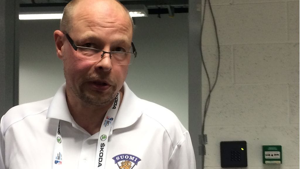 Harri Hakkarainen tunnetaan maineikkaana urheilulääkärinä.