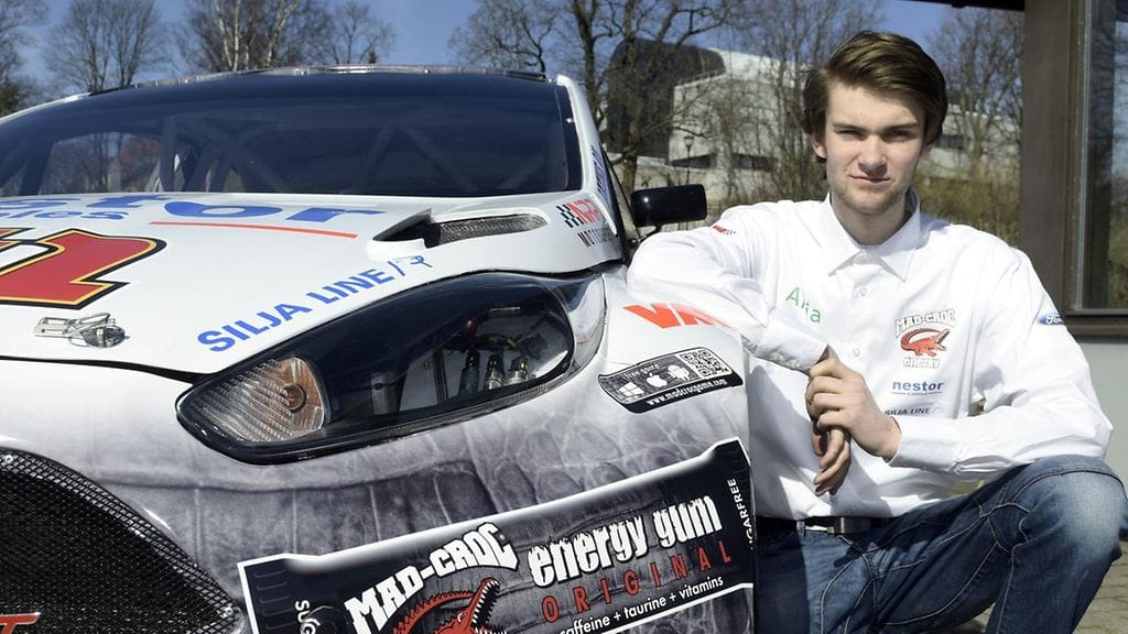 Niclas Grönholm (arkistokuva) on rallimestari Marcus Grönholmin poika.