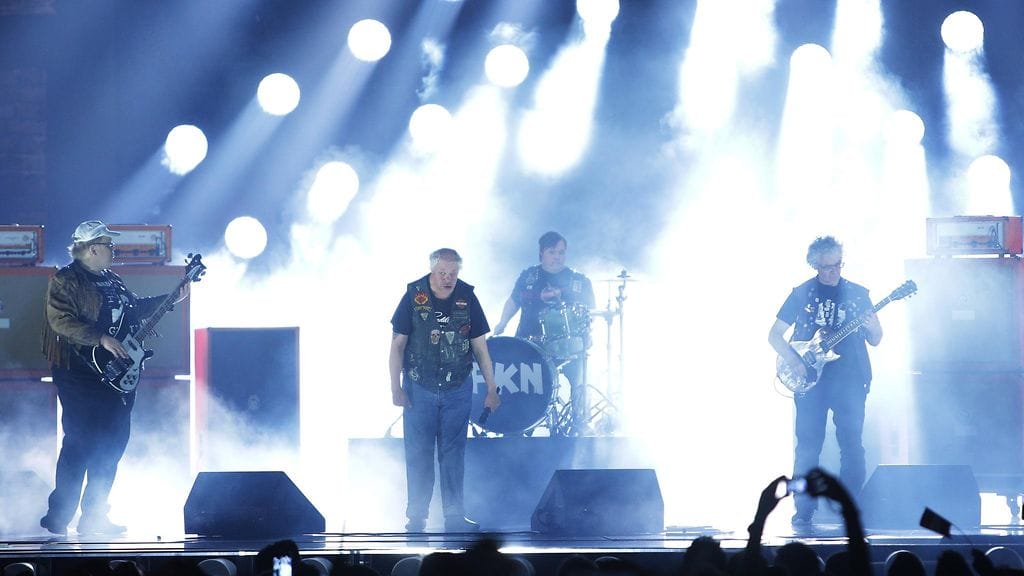 Pertti Kurikan Nimipäivät viisulavalla Wienissä.