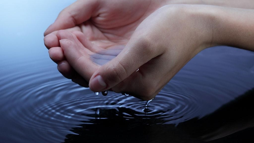 Kuolleesta läheisestä uneksiminen voi tuoda lohtua.