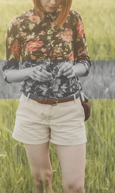 Ahdistus-kuvituskuva, nainen ja harmaa viiva (2)