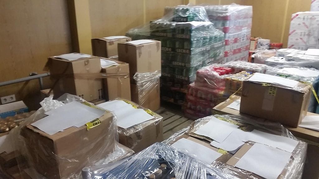 Tulli haltuunottovarasto viina takavarikko varasto olut