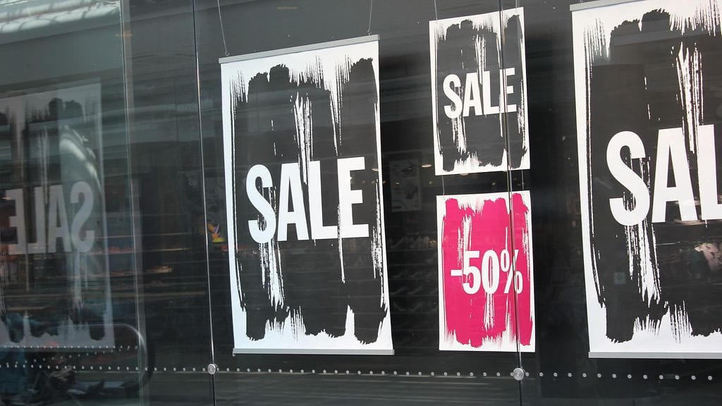 Joulukauppa käyntiin - mihin törsätään?