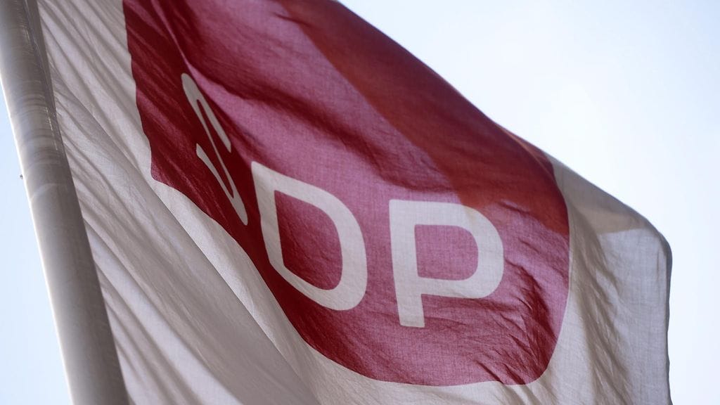 SDP:n kannatus putosi 1,9 prosenttiyksikköä.