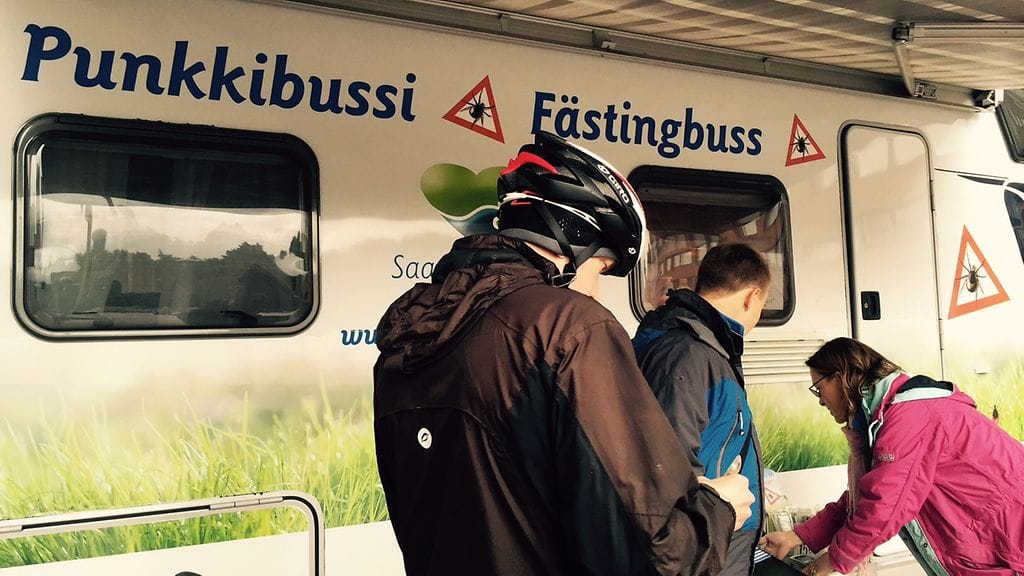 Punkki, punkkibussi, rokotus, punkkirokotus