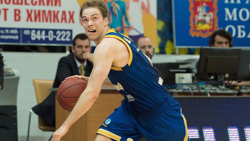 Petteri Koponen siirtyy Euroopan huipulle.