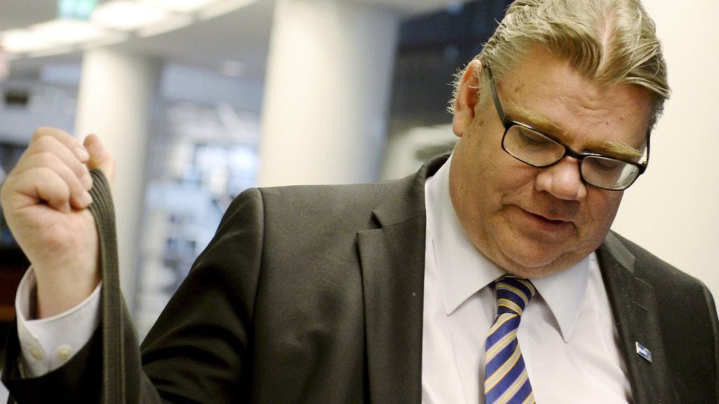 Ulkoministeri Timo Soinin (ps.) mukaan yhteiskuntasopimus tarvitaan Suomen kilpailukyvyn parantamiseksi.