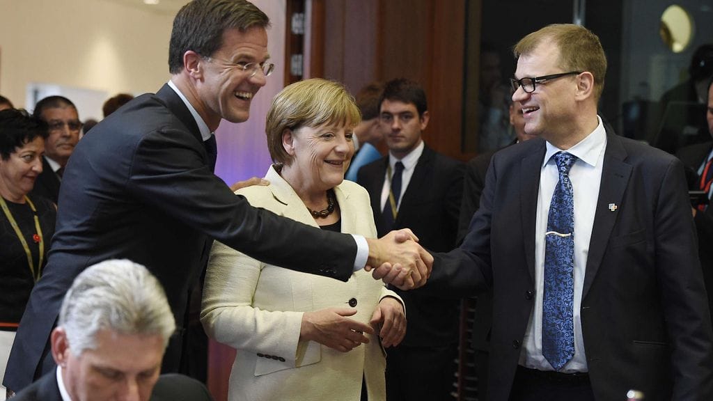 Pääministeri Juha Sipilä tapasi Saksan liittokanslerin Angela Merkelin myös 10.06.2015 Brysselissä.