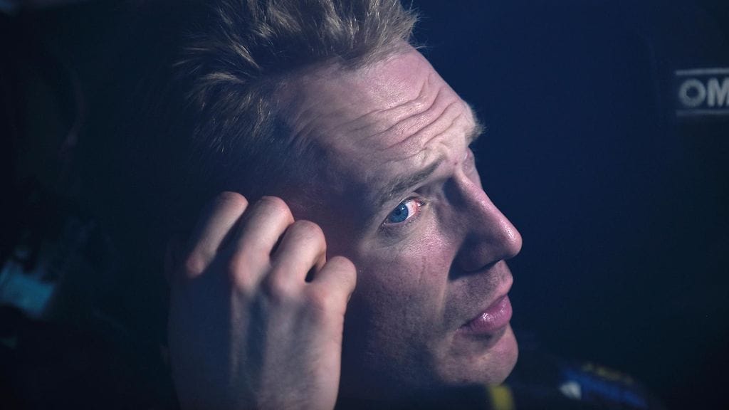 Jari-Matti Latvalan perjantaiurakka päättyi heti aamun kakkospätkällä.