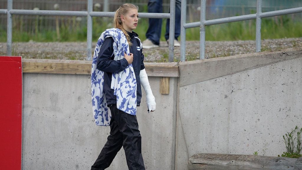 Erica Hjerpe käsi paketissa