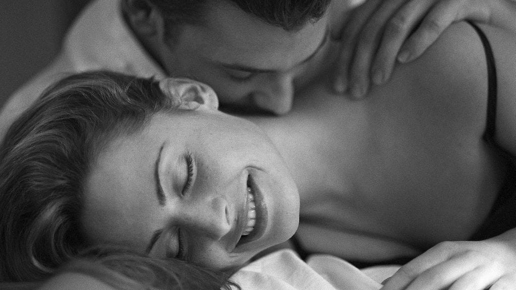 "Haluaisin nuoren muodokkaan naisen viihdyttämään loppuelämääni", eräs lukijoista kirjoittaa. Kuvan henkilöt eivät liity juttuun.