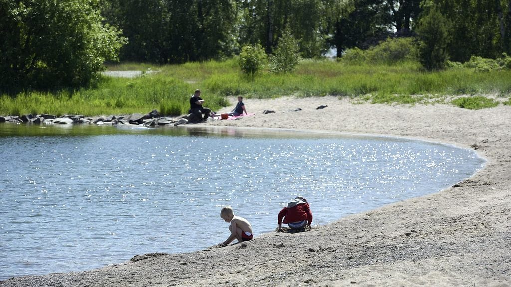 Aurinko paistoi Hangossa 21. kesäkuuta 2015.