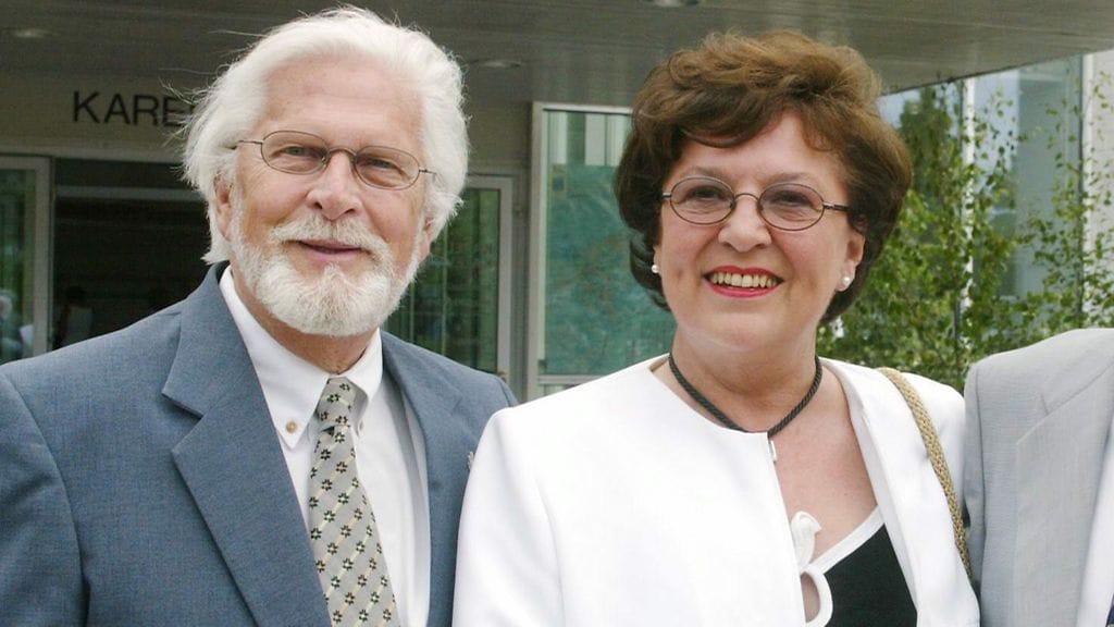 Matti ja Vuokko Ranin puhemies Riitta Uosukaisen 60-vuotispäivillä Imatralla vuonna 2002.