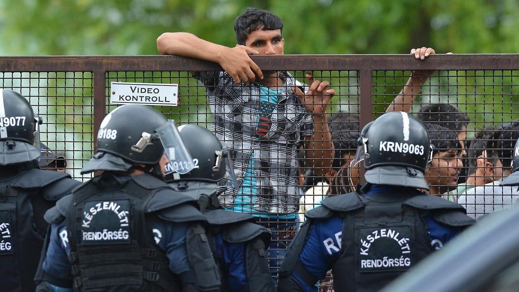 Uudet määräykset koskevat Unkariin tulevia ja siellä jo olevia turvapaikanhakijoita.