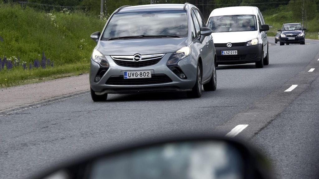 Muistitko maksaa ajoneuvoveron?