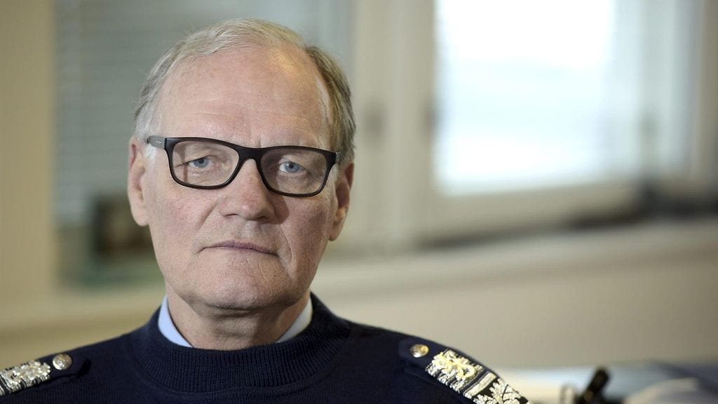 Entinen poliisiylijohtaja Mikko Paatero on yksi epäillyistä.