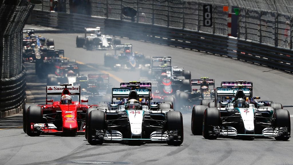 Monacon GP:n lähdön tiivistä tunnelmaa vuoden takaa.