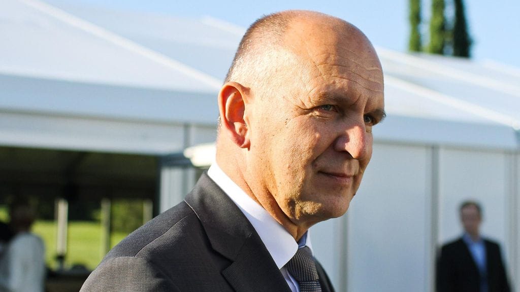 Puolustusministeriön entinen kansliapäällikkö Arto Räty.