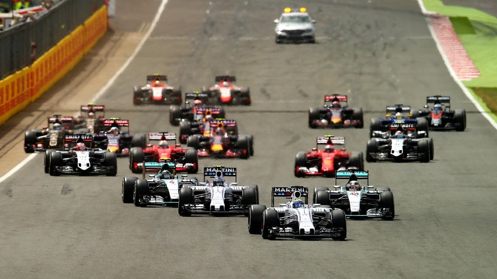 Felipe Massa ja Valtteri Bottas ampaisivat Silverstonessa liikkeelle täydellisesti