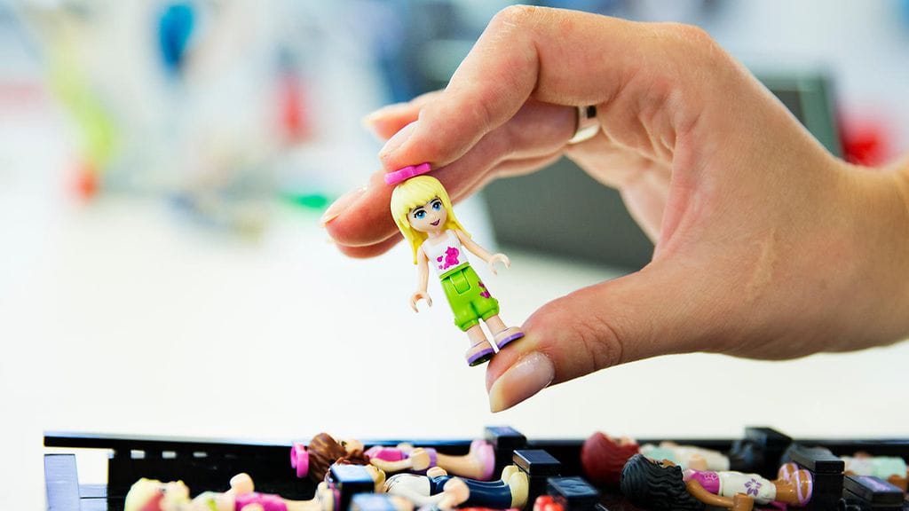 HighRes_Friends_figures