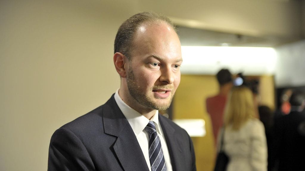 Perussuomalaiset eivät ole yllättyneinä kannatuksen laskusta. - Meidän työn tulokset eivät vielä näy, sanoo Sampo Terho.