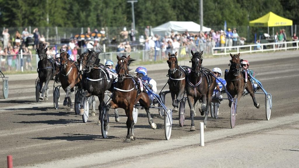 Suur-Hollola-ajon välierät ajetaan Lahdessa lauantaina.