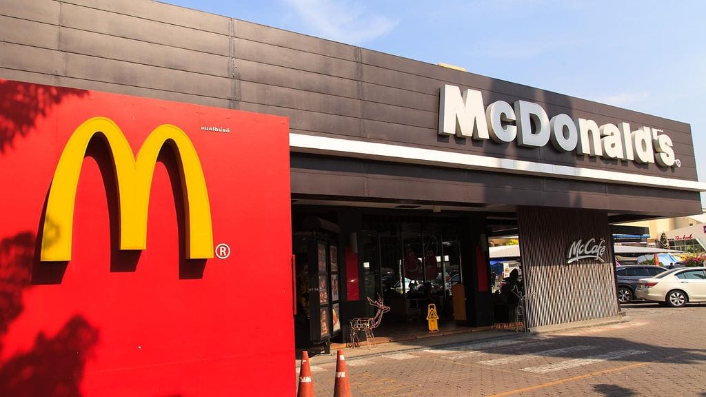 Iso ketjukin joutuu nöyrtymään lehtikaalin edessä.