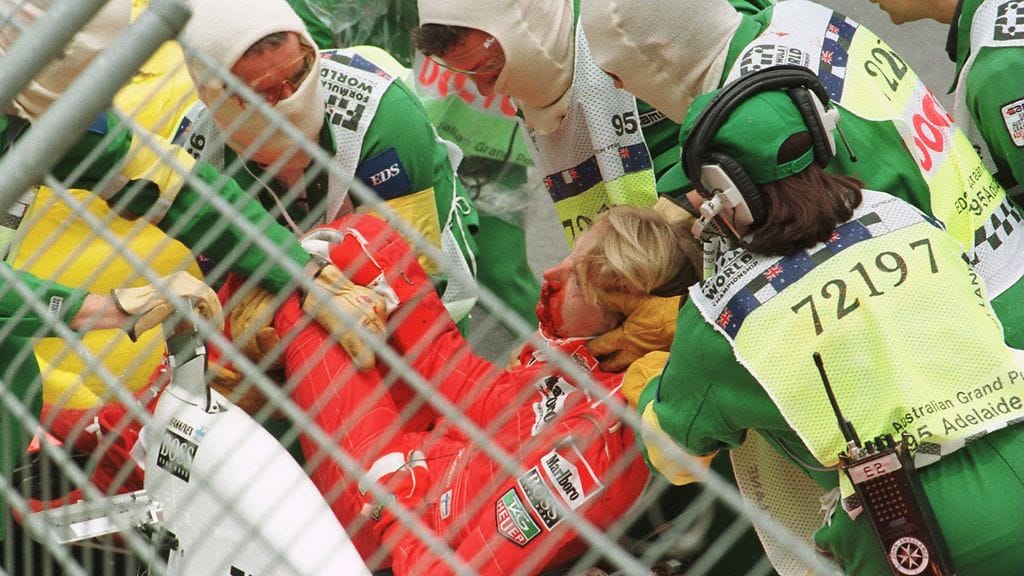 Mika Häkkinen, Adelaide, 1995, onnettomuus, kolari