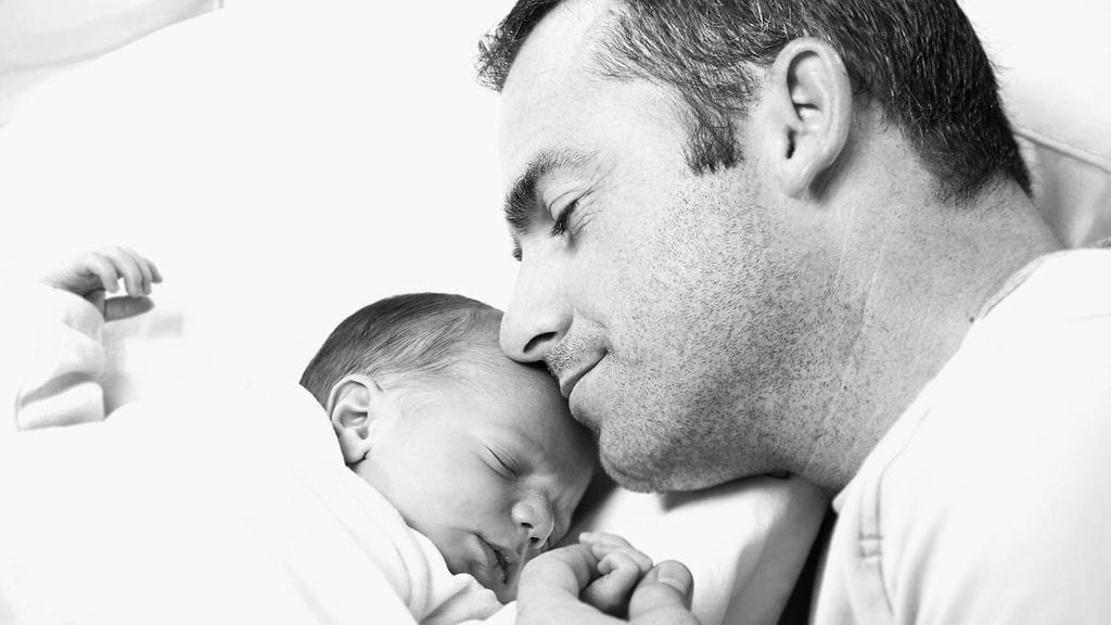 Isä ja vauva