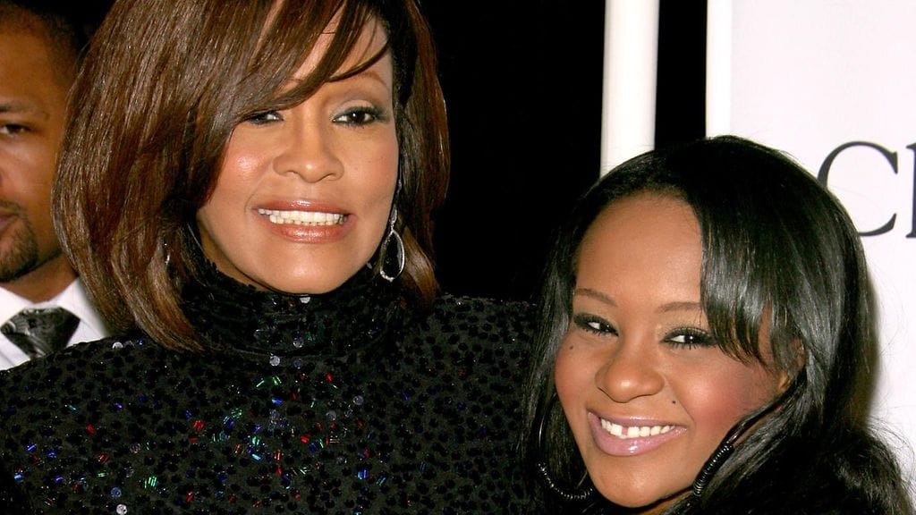 Whitney Houston ja tytär Bobbi Kristina Brown kuvattuna vuonna 2011.