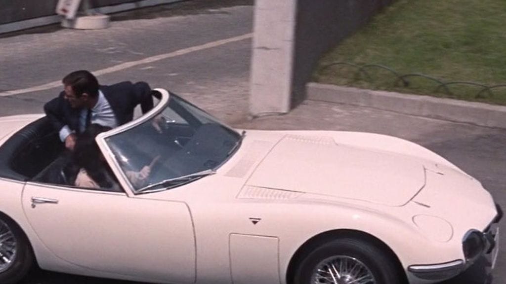 Toyota-2000-GT,-you-only-live-ones