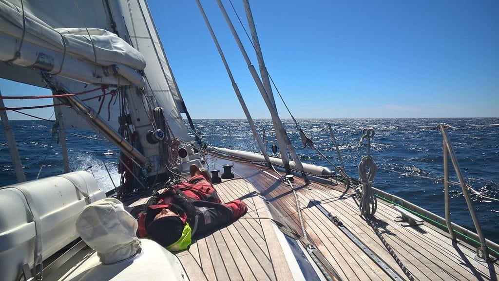 Merille mielivän kannattaa aloittaa purjehduskurssilta.