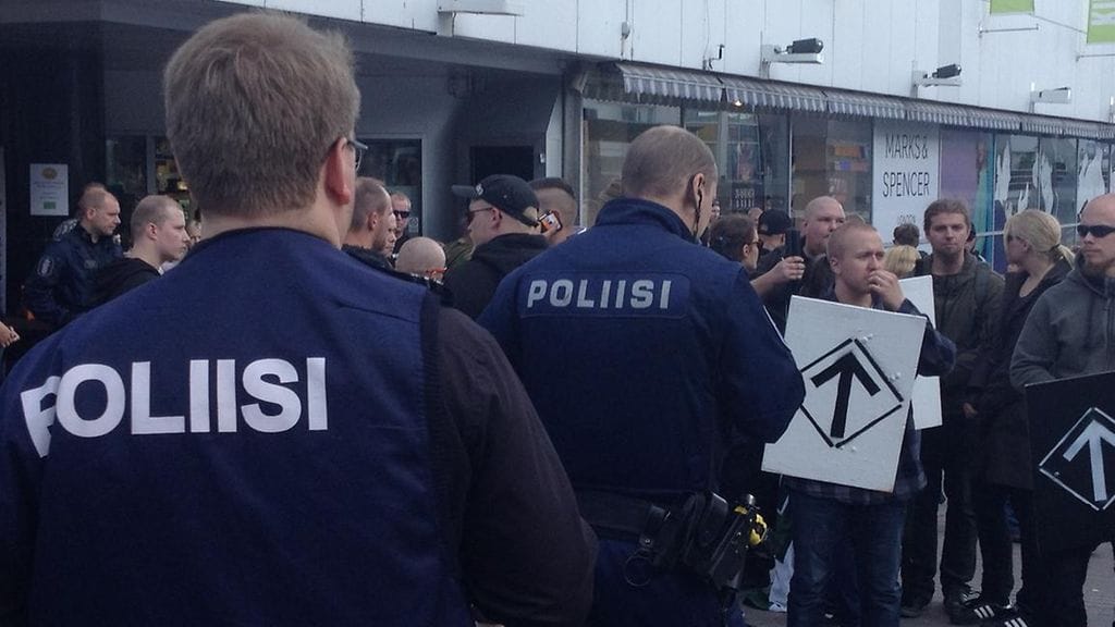 Mielenosoittajat aiheuttivat häiriöitä Sokoksen tavaratalossa.